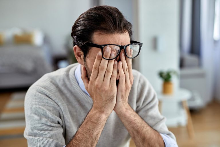 Anxious Preoccupied vs. Fearful Avoidant: How to Tell Which One You Are